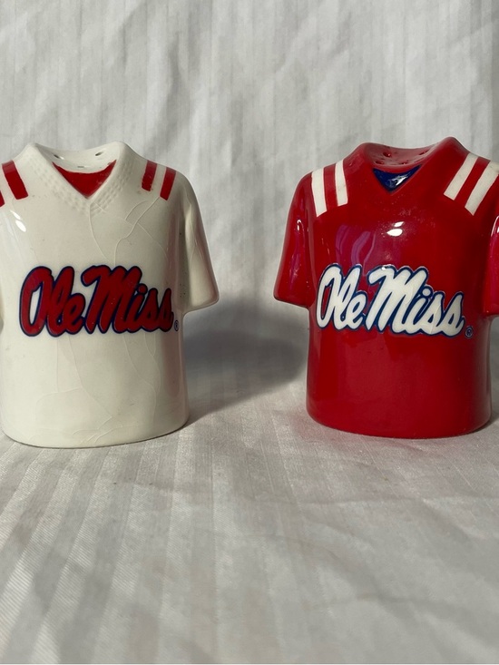 The Memory Company Other - Salt and Pepper Shakers, Short Sleeve Tees - Red and White